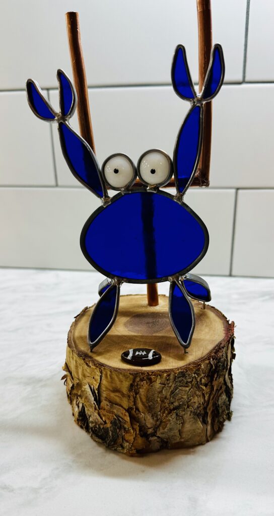Touchdown crab on wood